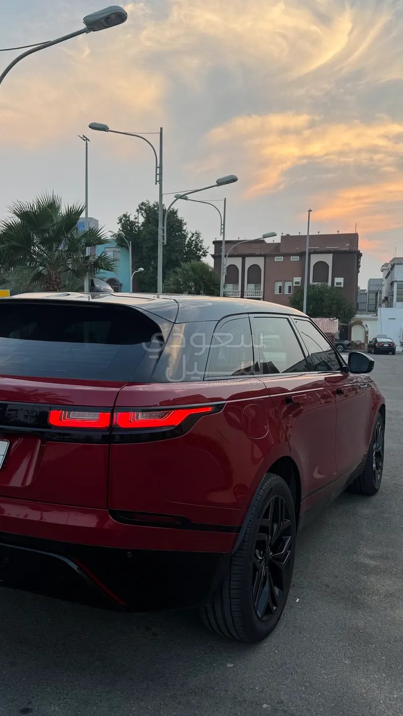 2018 لاند روفر رينج روفر فيلار أر - دايناميك