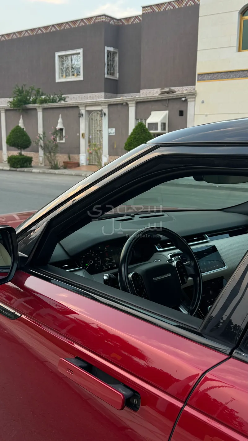 2018 لاند روفر رينج روفر فيلار أر - دايناميك