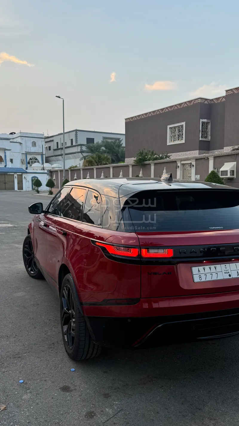 2018 لاند روفر رينج روفر فيلار أر - دايناميك