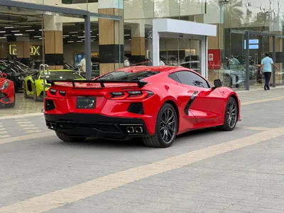 2025 شفروليه كورفيت سي 8