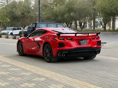 2025 شفروليه كورفيت سي 8