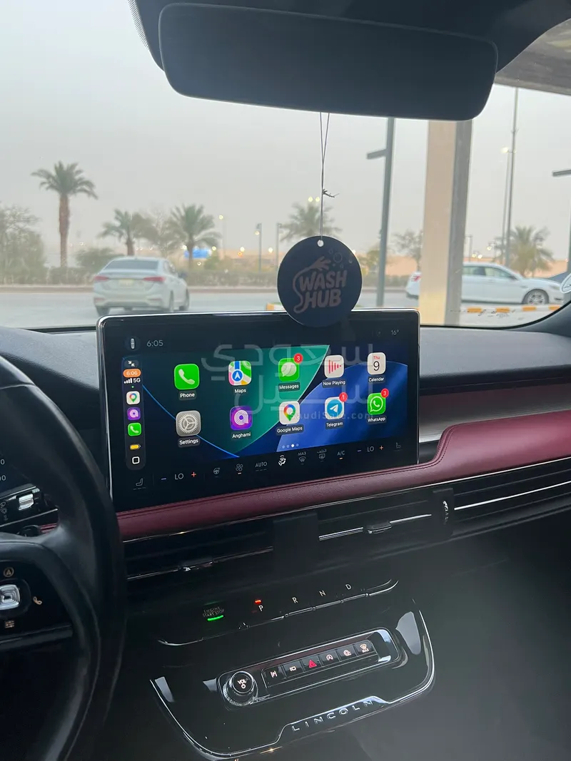 2023 لنكولن كورسير