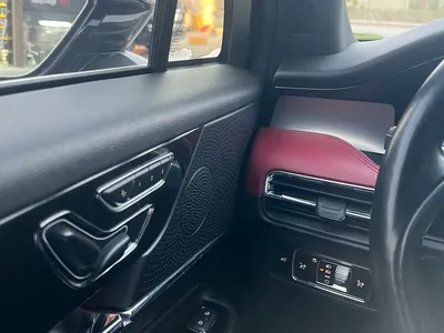 2023 لنكولن كورسير