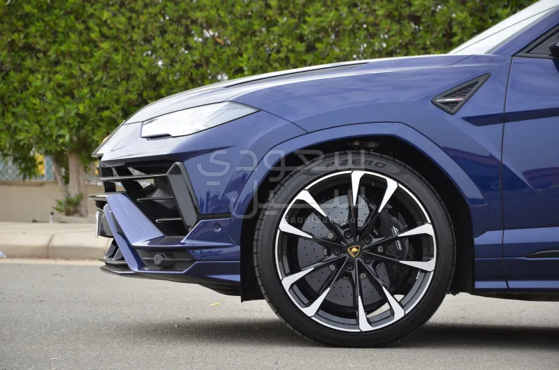 2024 لمبرجيني اوروس اس