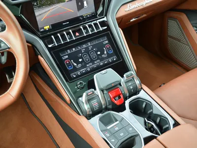 2024 لمبرجيني اوروس اس