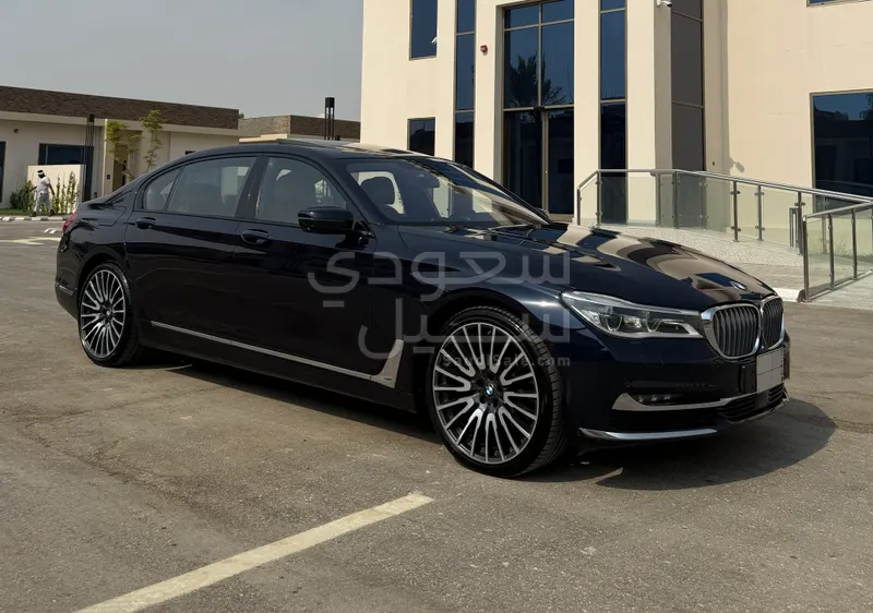 2016 بي ام دبليو الفئة السابعة 750 إل أي