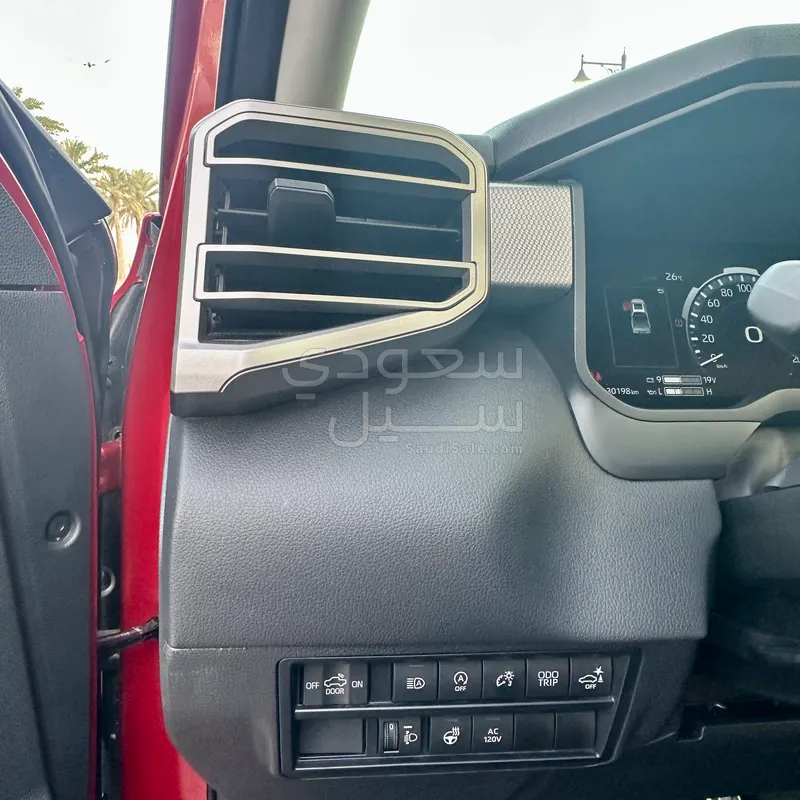 2024 تويوتا تندرا تي ار دي برو