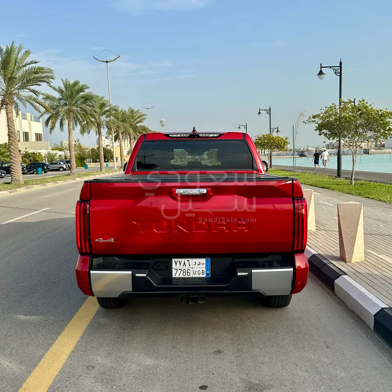 2024 تويوتا تندرا تي ار دي برو