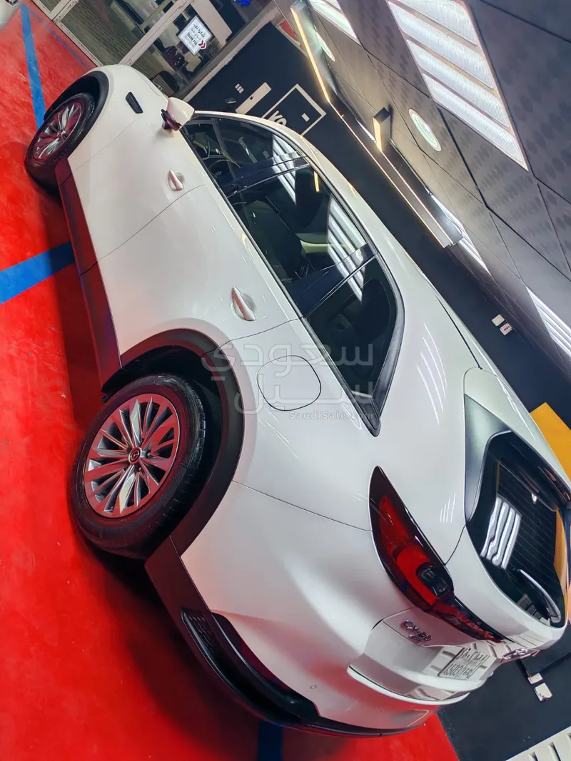 2024 مازدا سي اكس 90