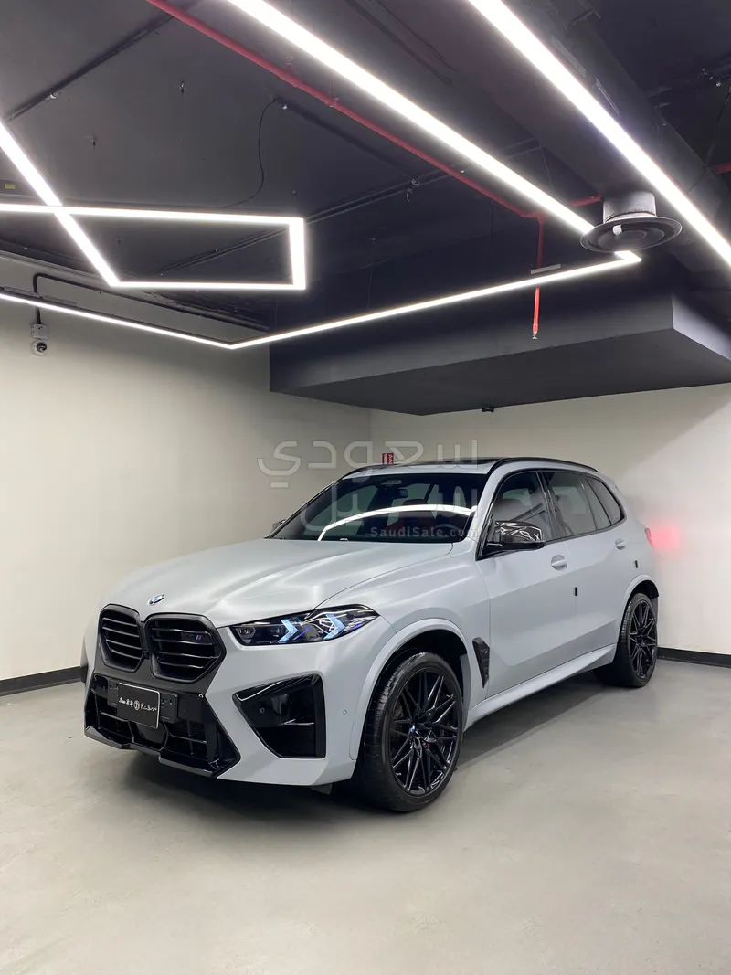 2024 بي ام دبليو الفئة اكس 5 إم كومبيتيشن