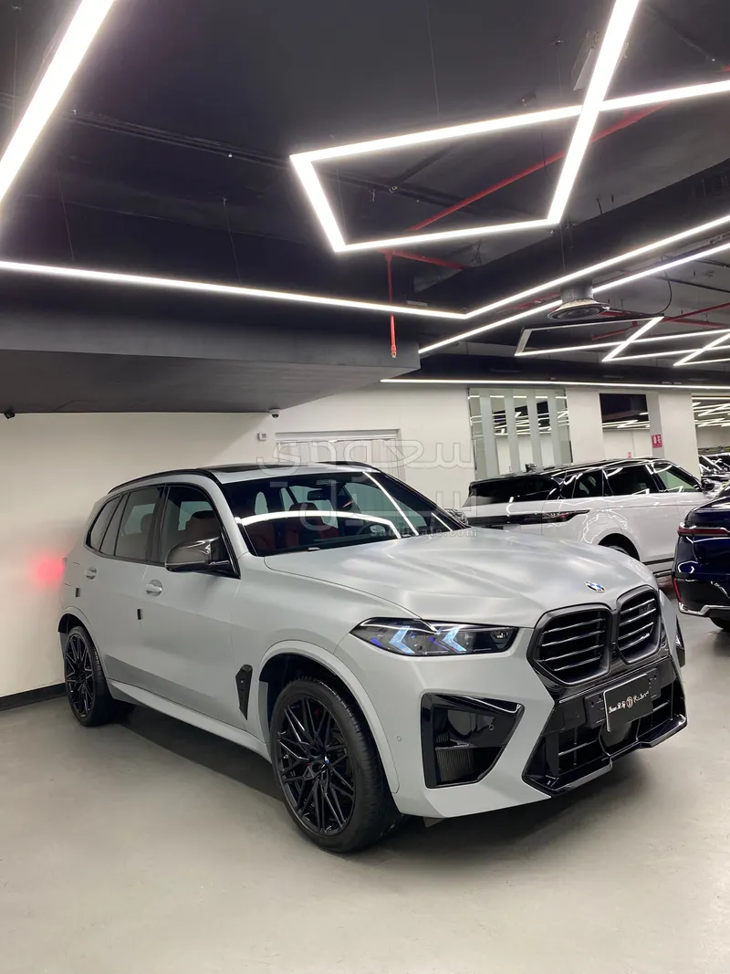 2024 بي ام دبليو الفئة اكس 5 إم كومبيتيشن