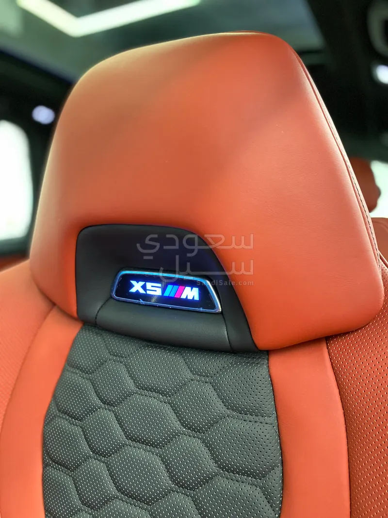 2024 بي ام دبليو الفئة اكس 5 إم كومبيتيشن