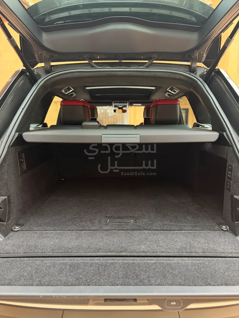 2020 لاند روفر رينج روفر اوتوبيوغرافي