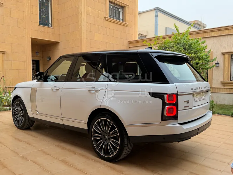 2020 لاند روفر رينج روفر اوتوبيوغرافي