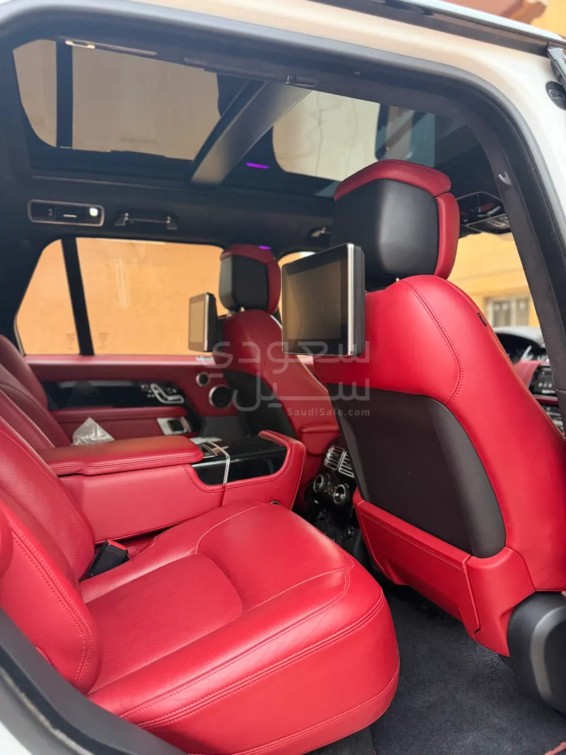 2020 لاند روفر رينج روفر اوتوبيوغرافي