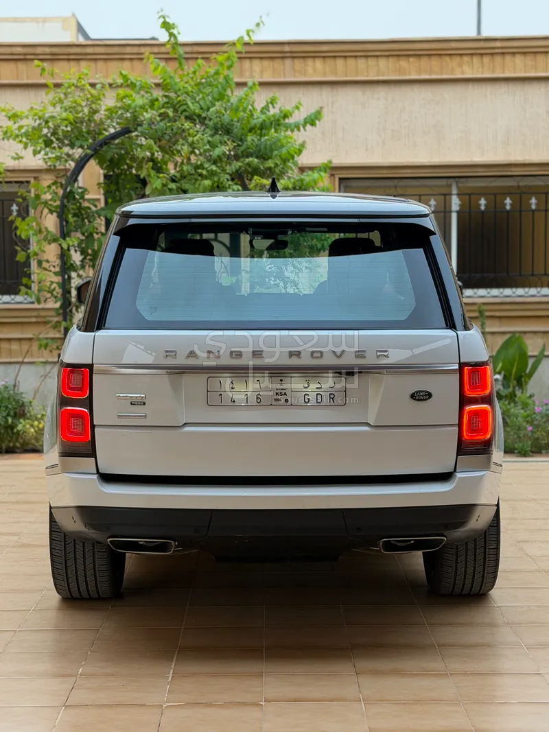 2020 لاند روفر رينج روفر اوتوبيوغرافي