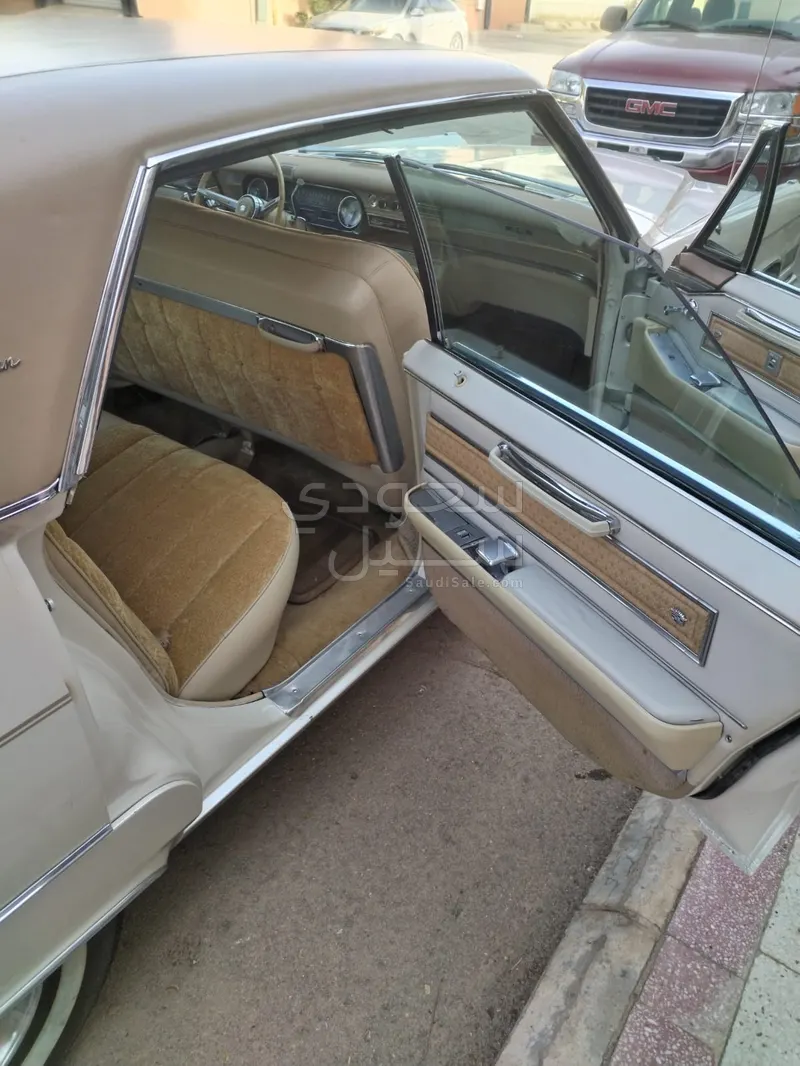 1966 كاديلاك ديفيل