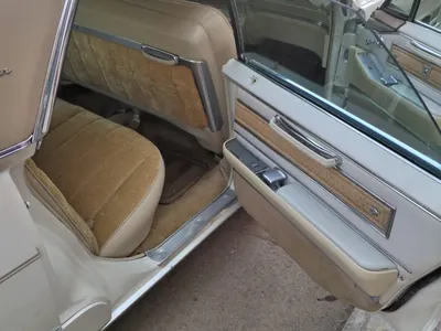 1966 كاديلاك ديفيل