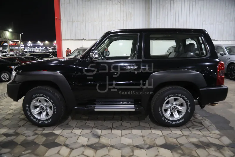 2023 نيسان باترول ربع