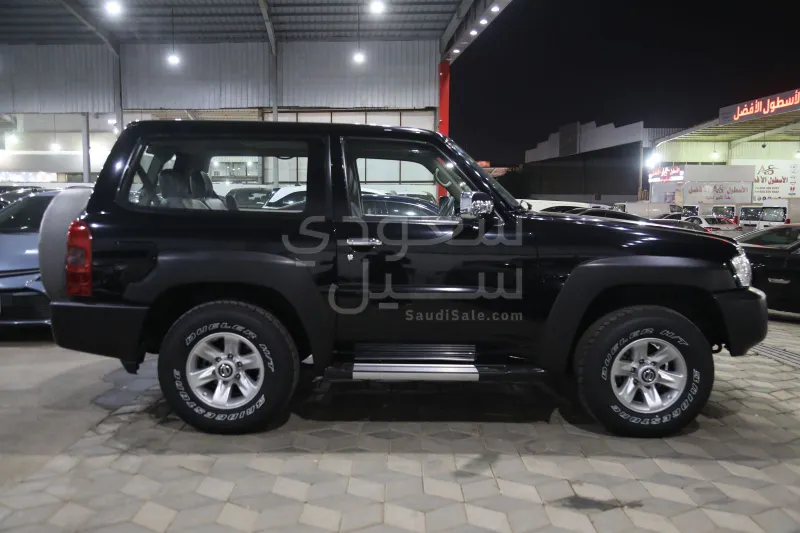 2023 نيسان باترول ربع