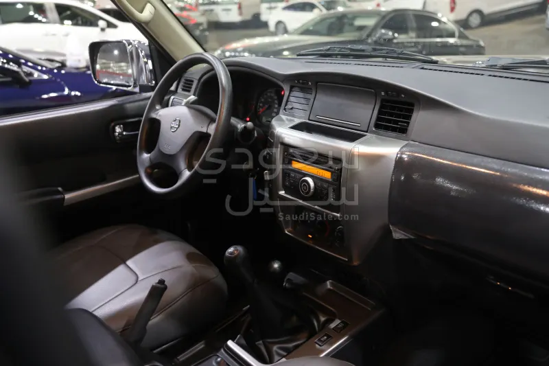 2023 نيسان باترول ربع