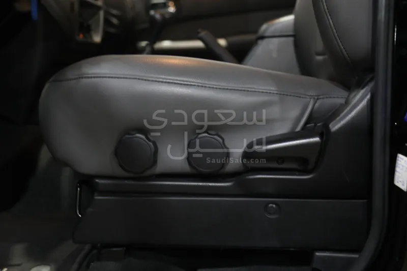 2023 نيسان باترول ربع