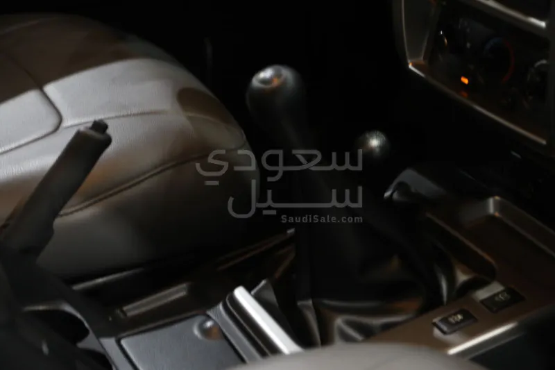 2023 نيسان باترول ربع