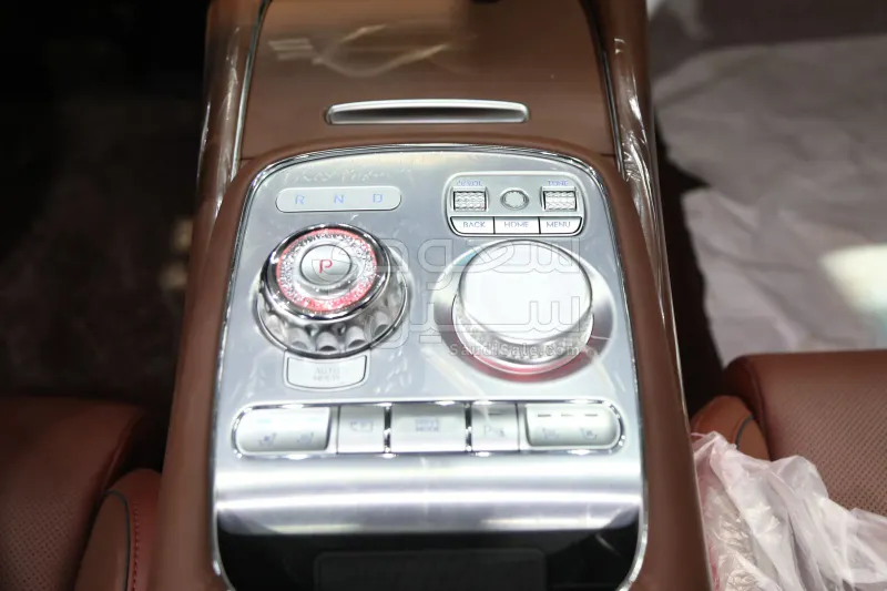 2025 جينيسيس جي 90