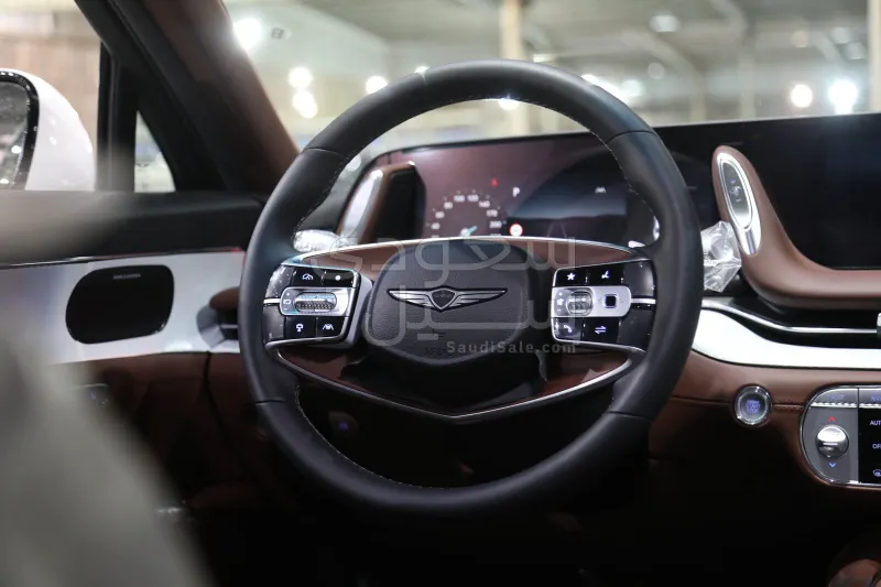 2025 جينيسيس جي 90