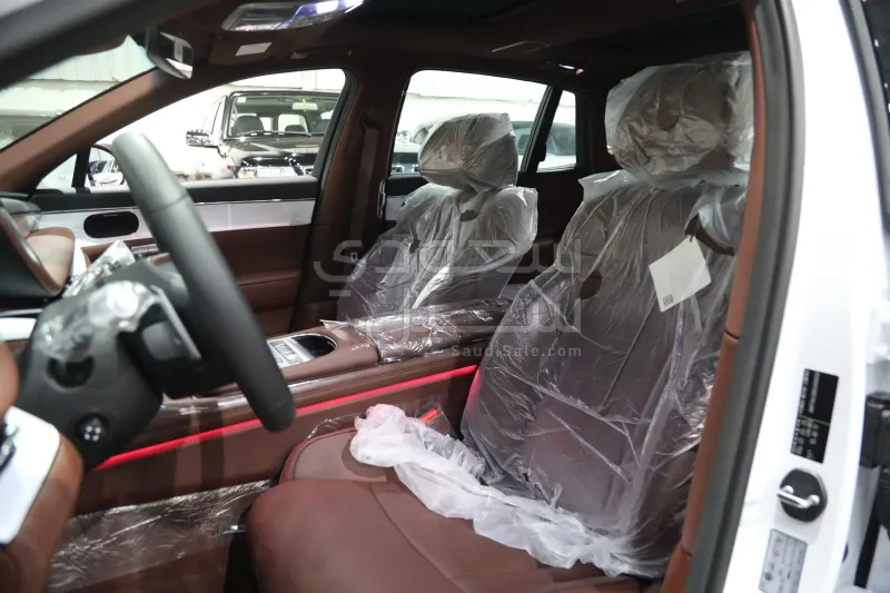 2025 جينيسيس جي 90