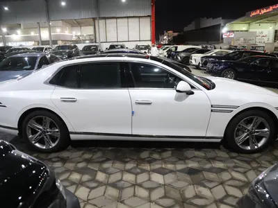 2025 جينيسيس جي 90