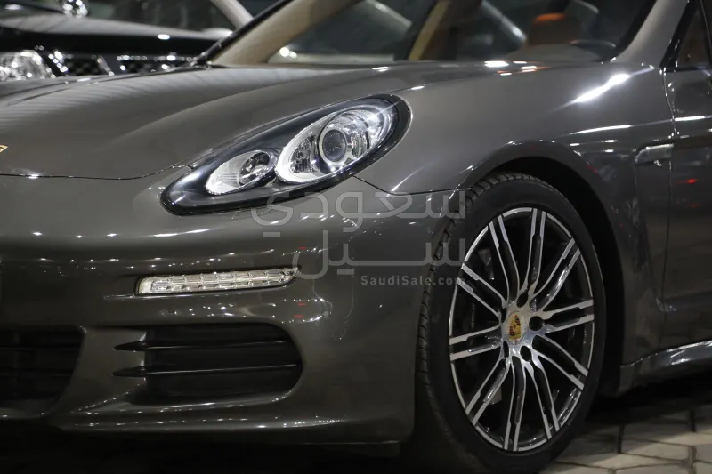 2016 بورش بانميرا