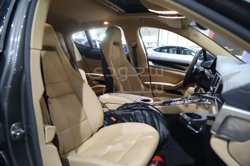 2016 بورش بانميرا