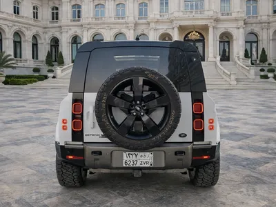 2021 لاند روفر ديفيندر 90