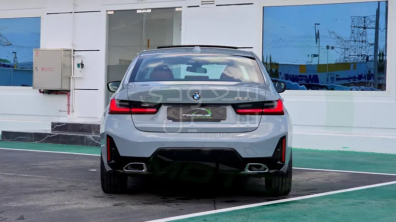 2026 بي ام دبليو الفئة الثالثة 325 أي