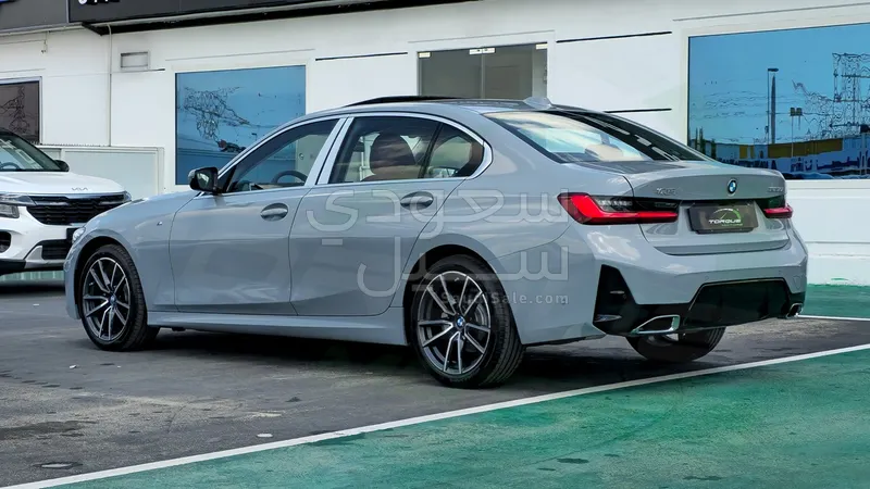 2026 بي ام دبليو الفئة الثالثة 325 أي