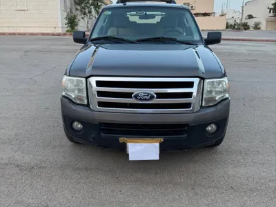 2013 فورد اكسبيديشن