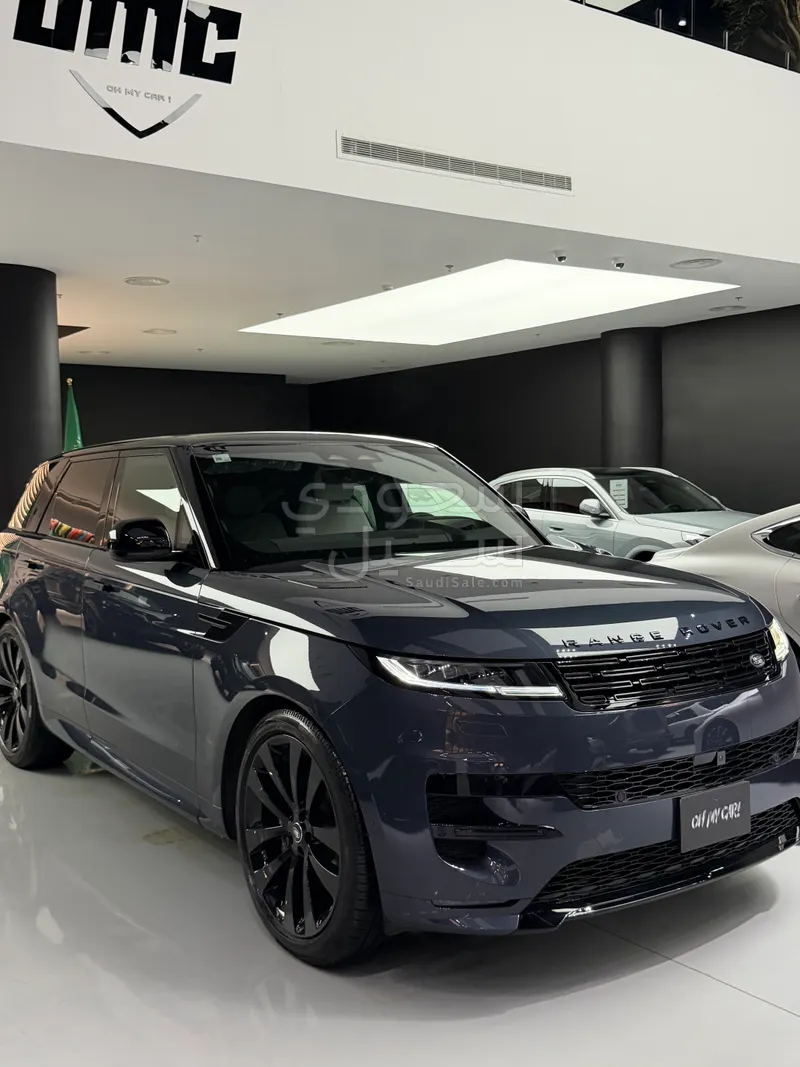 2025 لاند روفر رينج روفر سبورت اتش اس اي