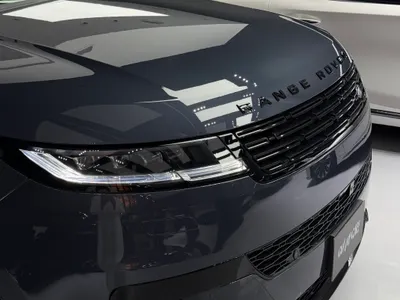 2025 لاند روفر رينج روفر سبورت اتش اس اي