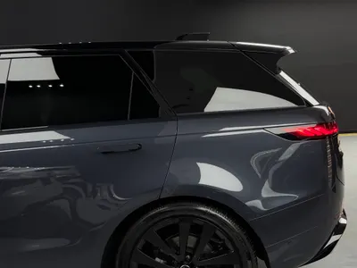 2025 لاند روفر رينج روفر سبورت اتش اس اي