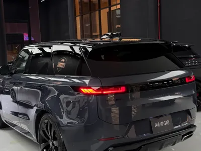 2025 لاند روفر رينج روفر سبورت اتش اس اي