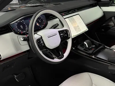 2025 لاند روفر رينج روفر سبورت اتش اس اي