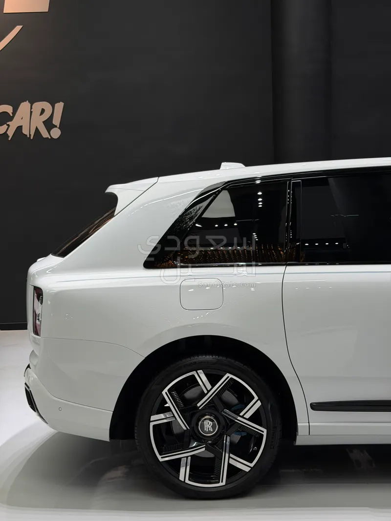 2026 رولز رويس كولينان بلاك بادج