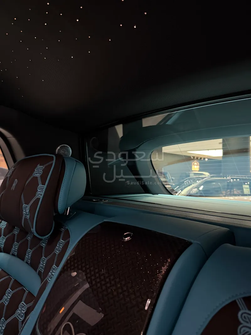 2026 رولز رويس كولينان بلاك بادج