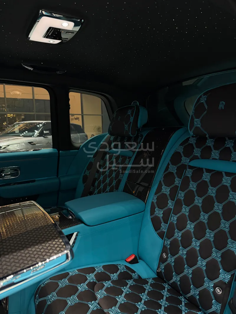 2026 رولز رويس كولينان بلاك بادج