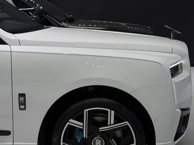 2026 رولز رويس كولينان بلاك بادج