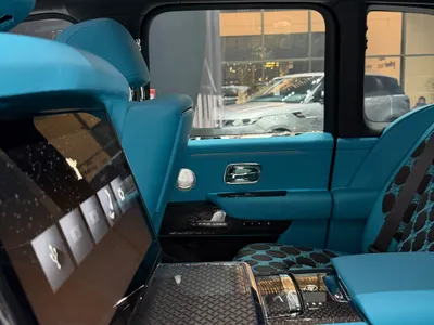 2026 رولز رويس كولينان بلاك بادج