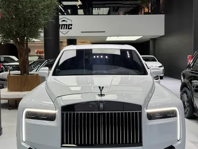 2026 رولز رويس كولينان بلاك بادج