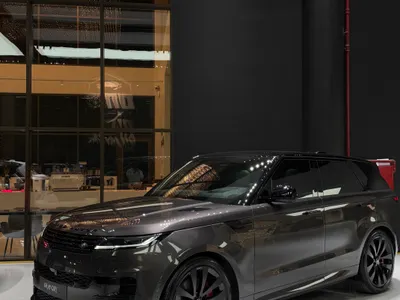 2025 لاند روفر رينج روفر سبورت اتش اس اي