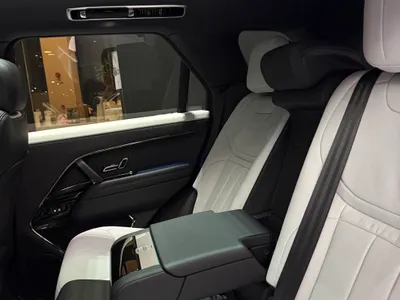 2025 لاند روفر رينج روفر سبورت اتش اس اي